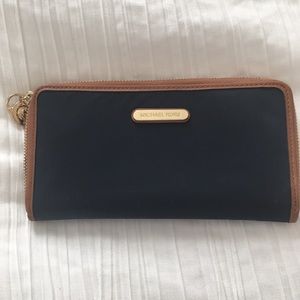 Michael Kors wallet